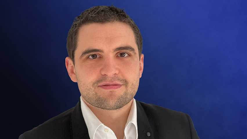 Robotic Surgery in Pelvic Floor Disorders: The Future Is Now. Benoit Peyronnet